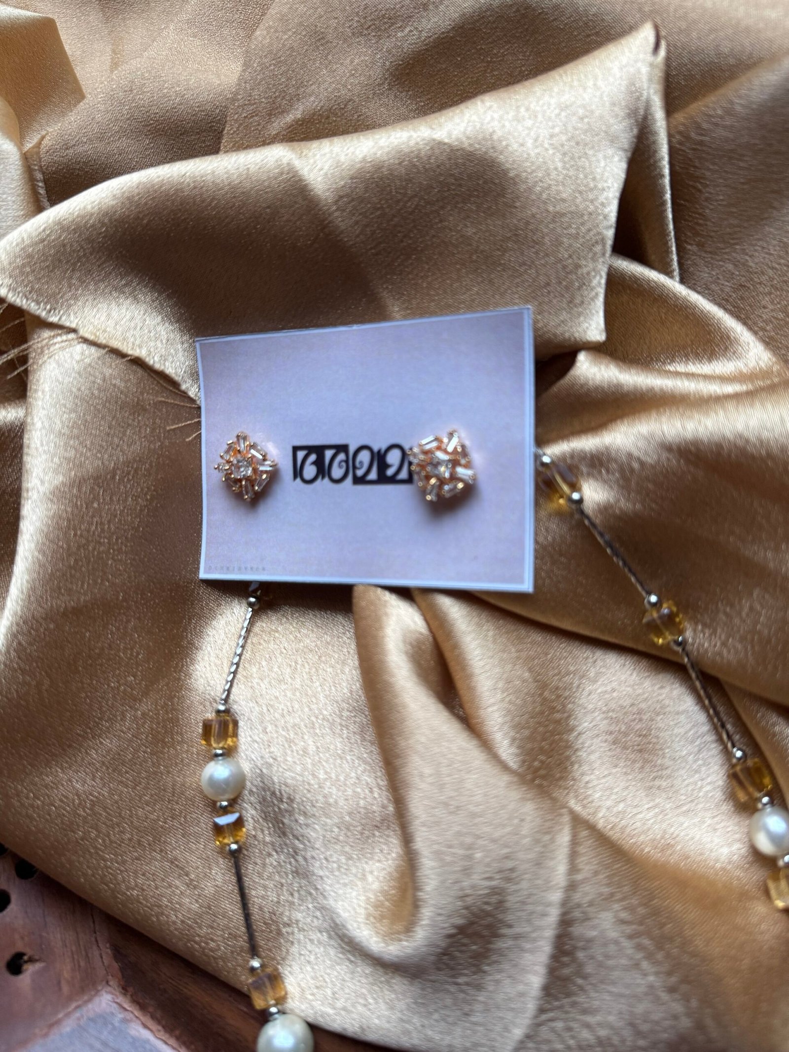 Pearl and beads combo