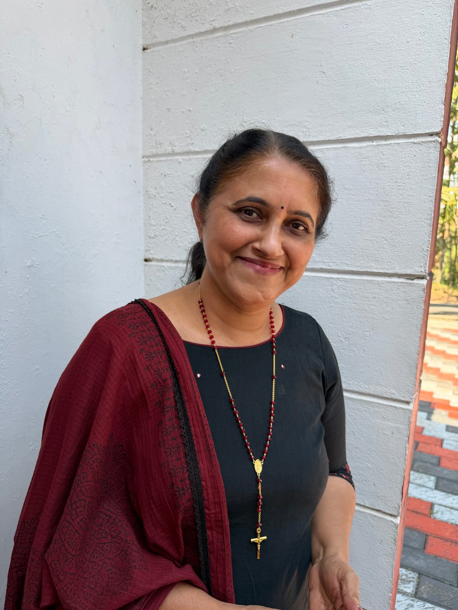 Kontha mala in reddish maroon (15)