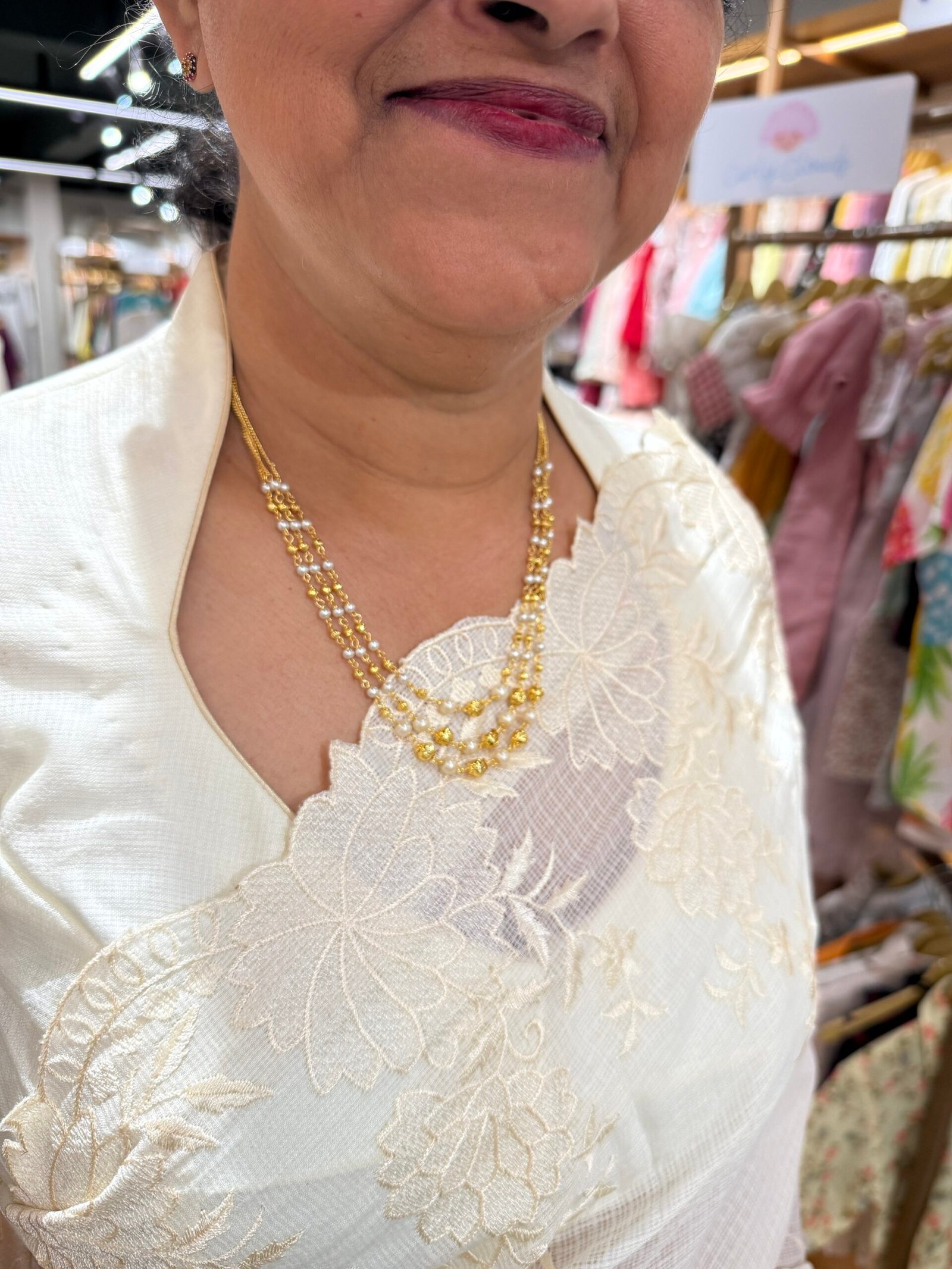 Pearl and golden in layers (38)