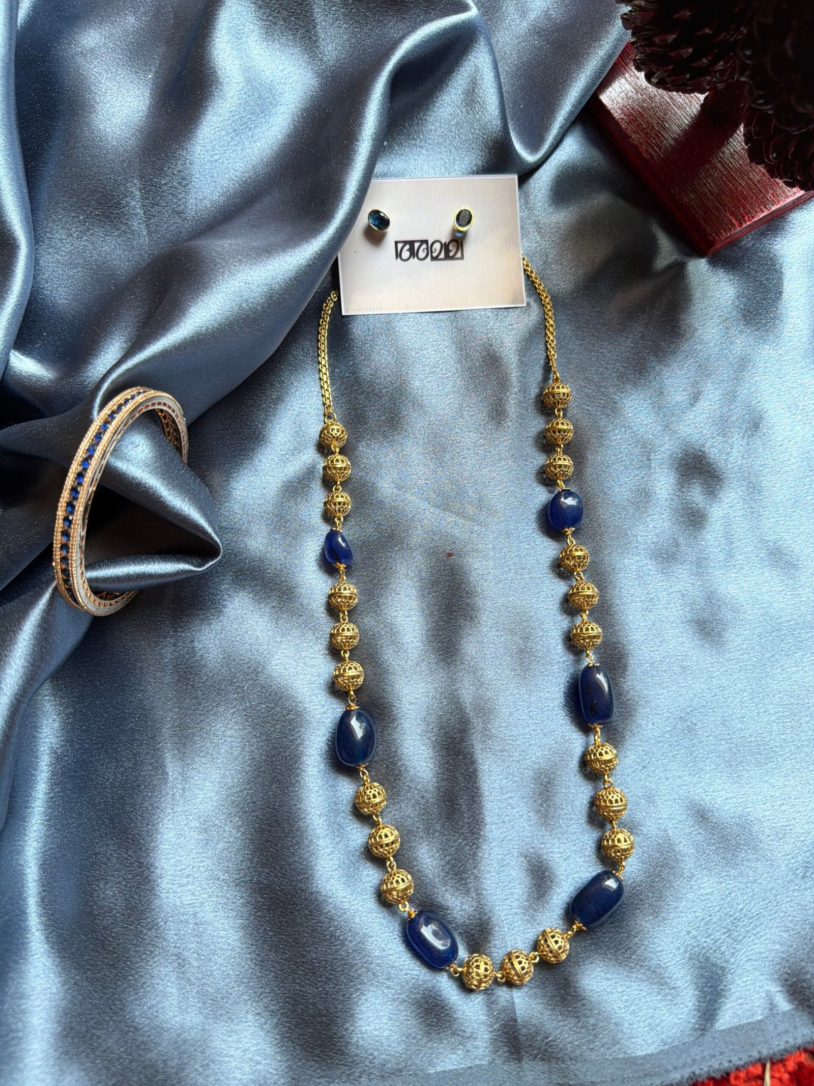 Royal blue combo with bangle and earring