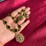Green stone set