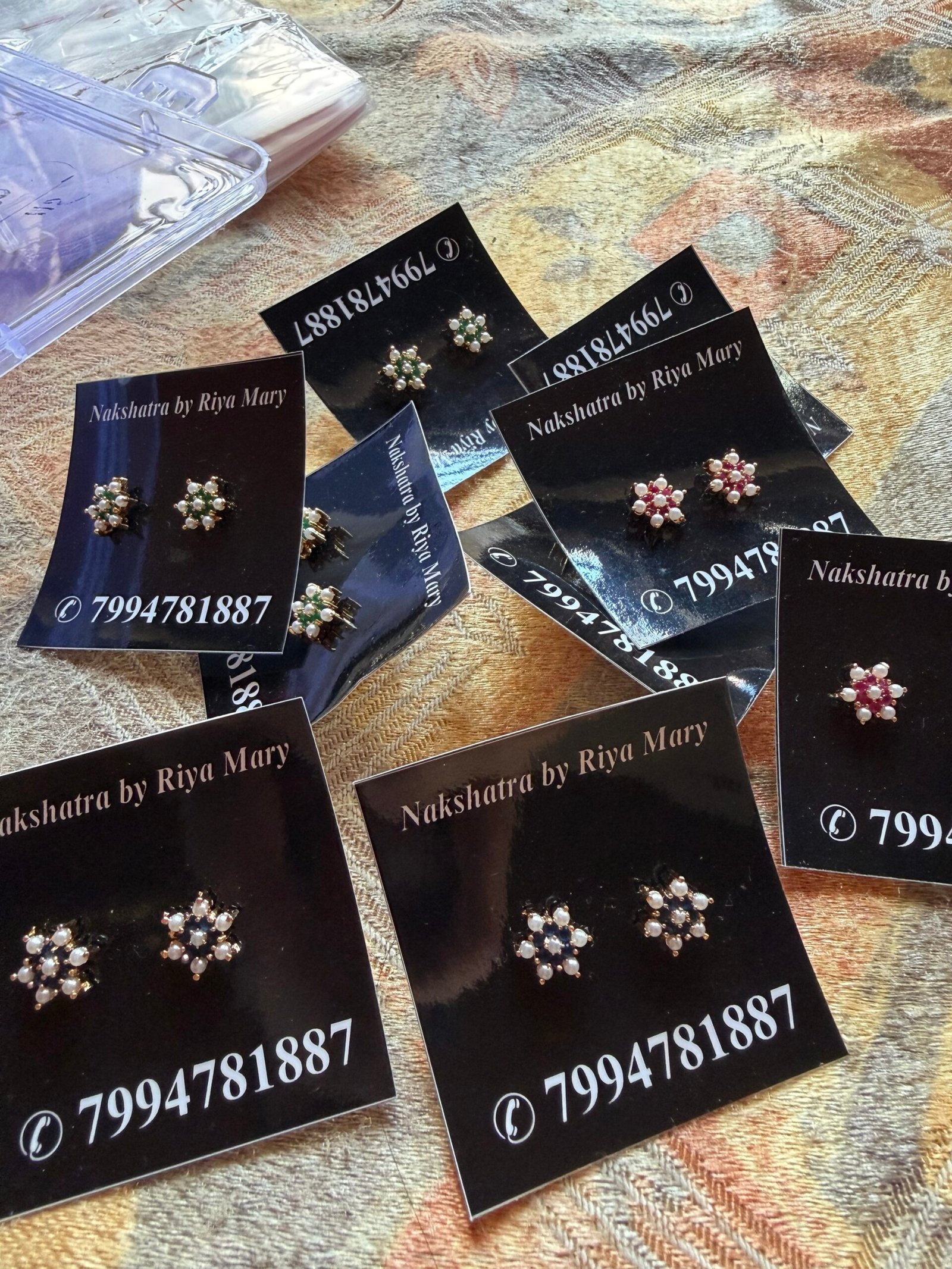 Pearl stud A