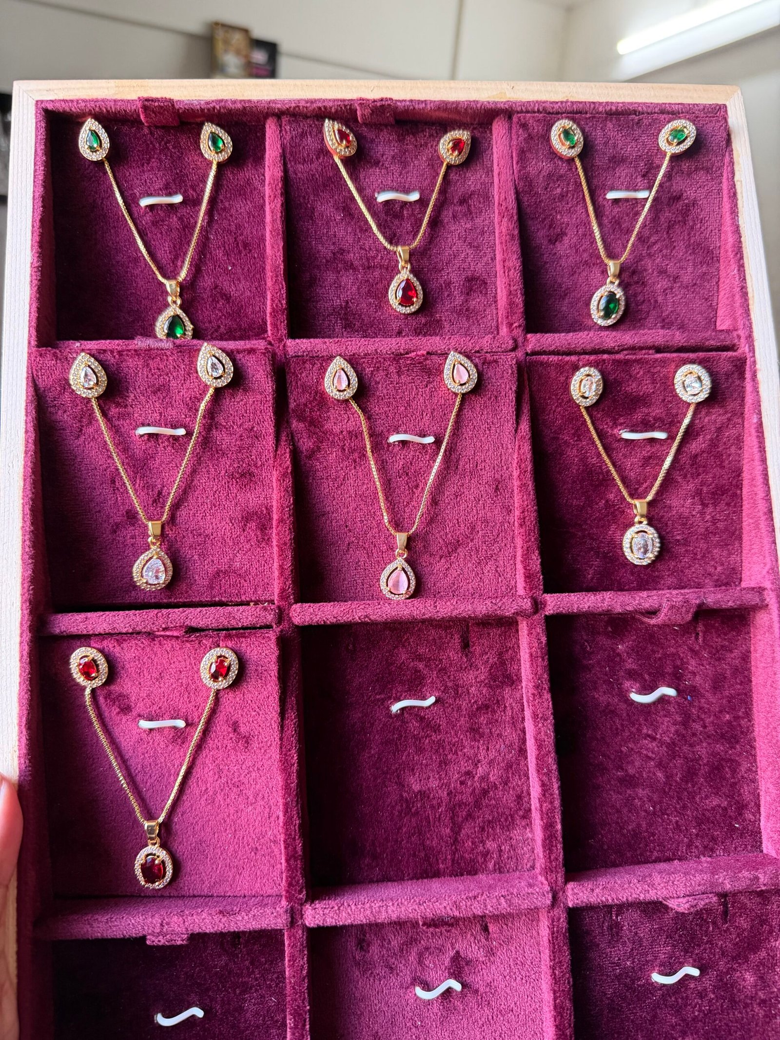 Diamond replica pendant set