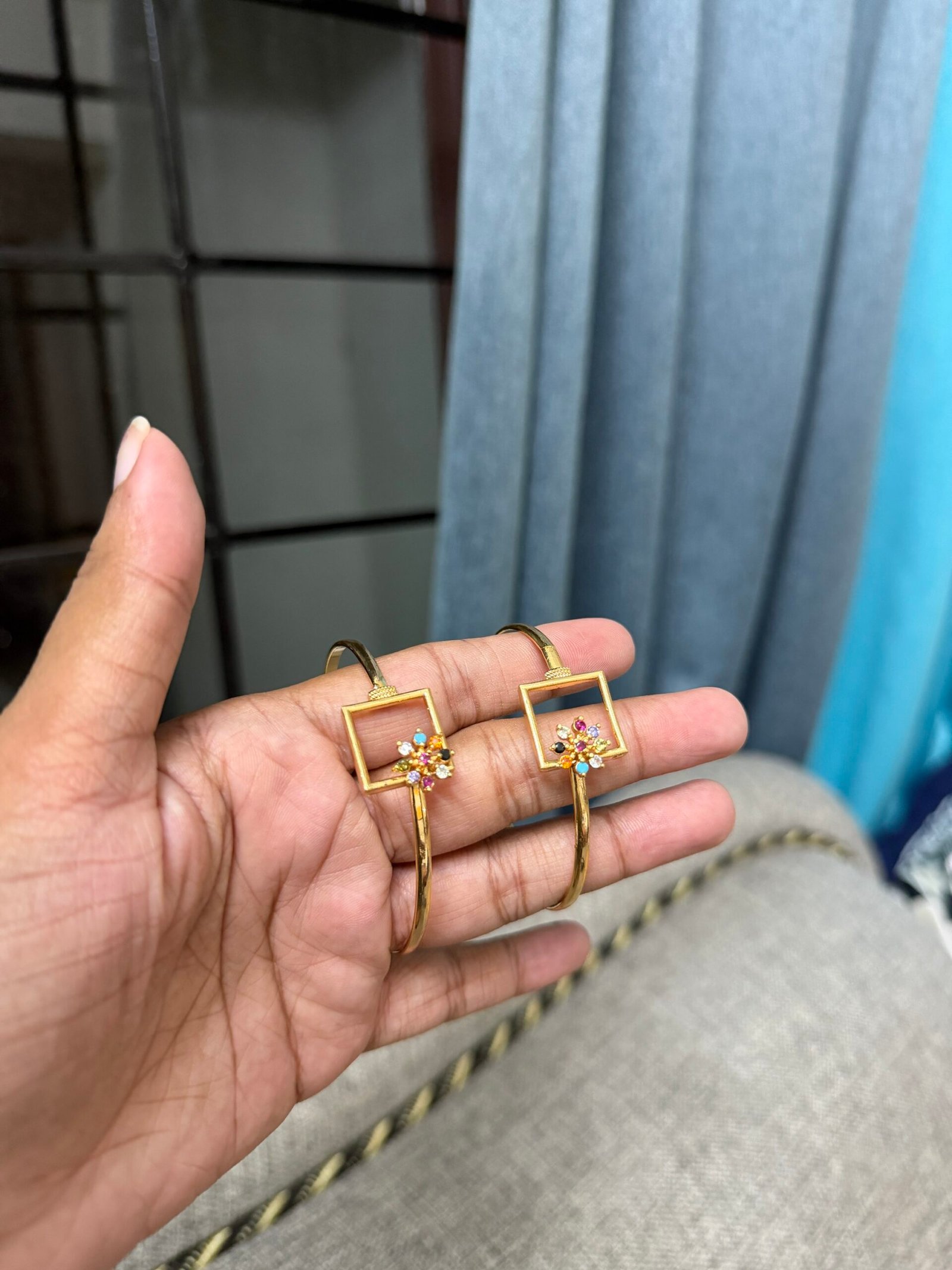 Navaratna bangle