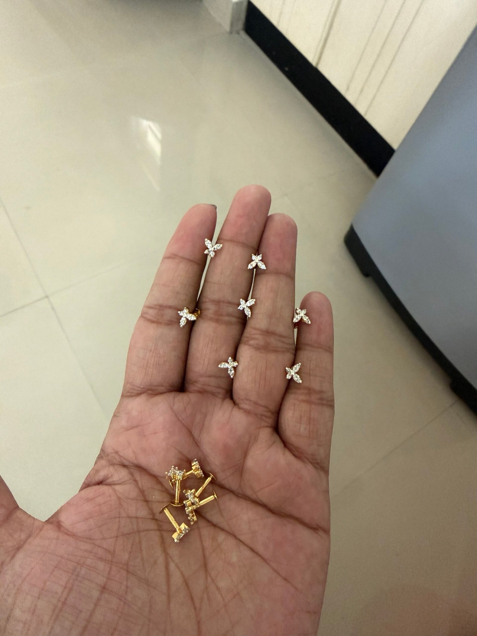 Butterfly Nosepin / earstud / second stud