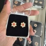 Pearl and coral stud