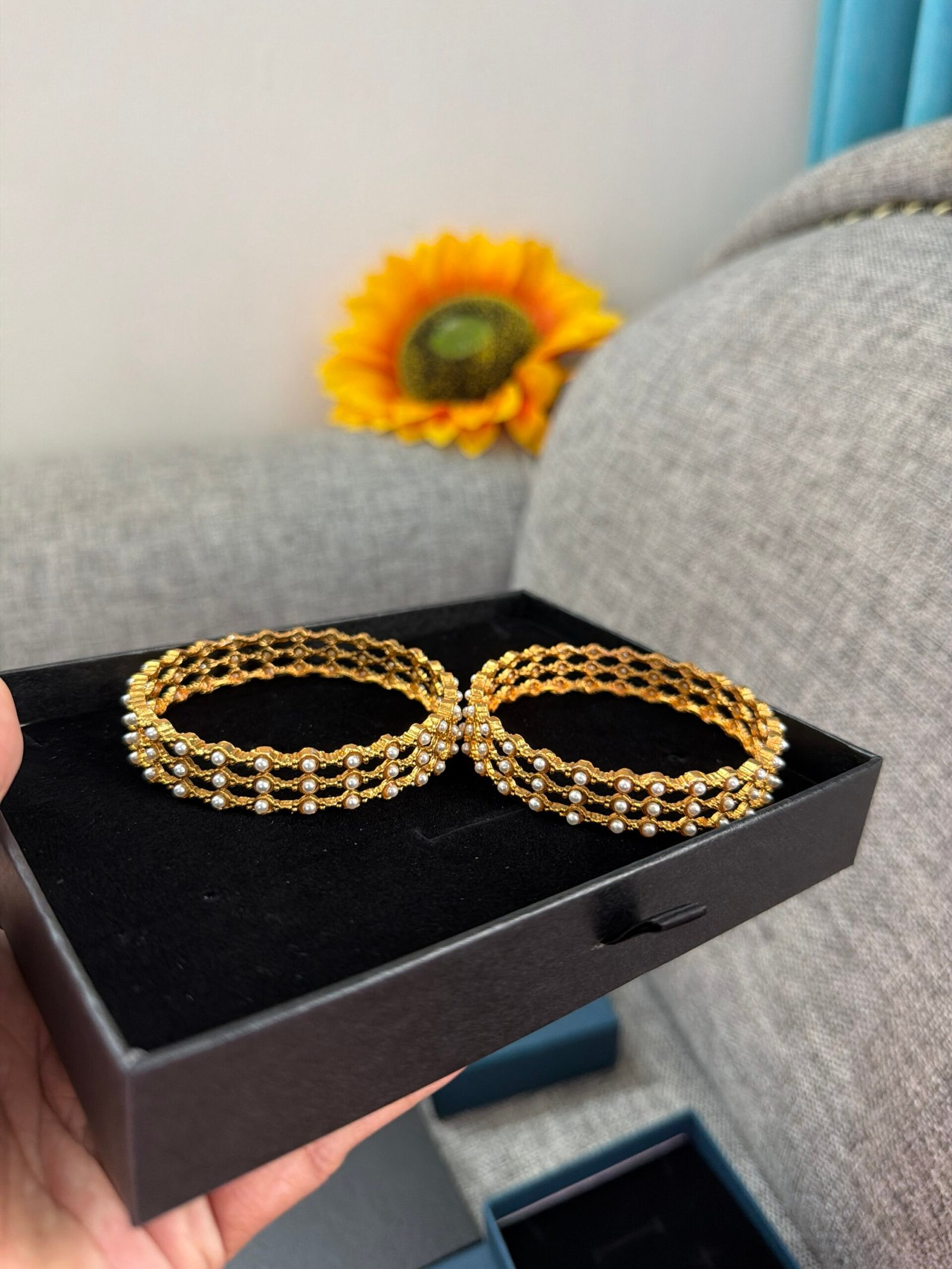 Pearl bangle