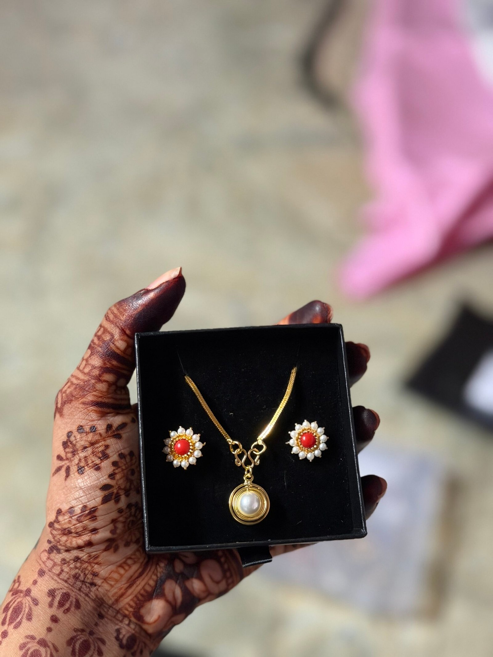 Pearl and stud set 🌸